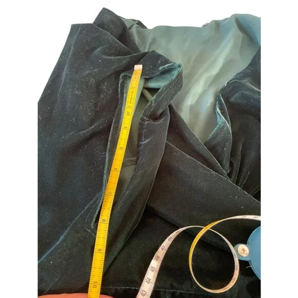 Lauren Ralph Lauren Plus Size 18W Green Velvet Faux Wrap Cocktail Dress - Picture 12 of 13